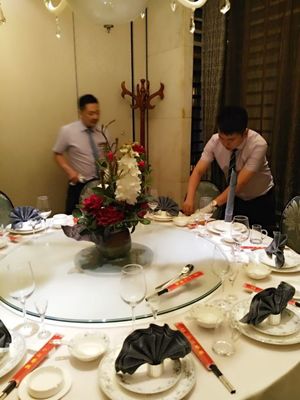 尊師重道，感恩同行——金海餐飲謝師宴火熱預定中，三重豪禮等您來享！